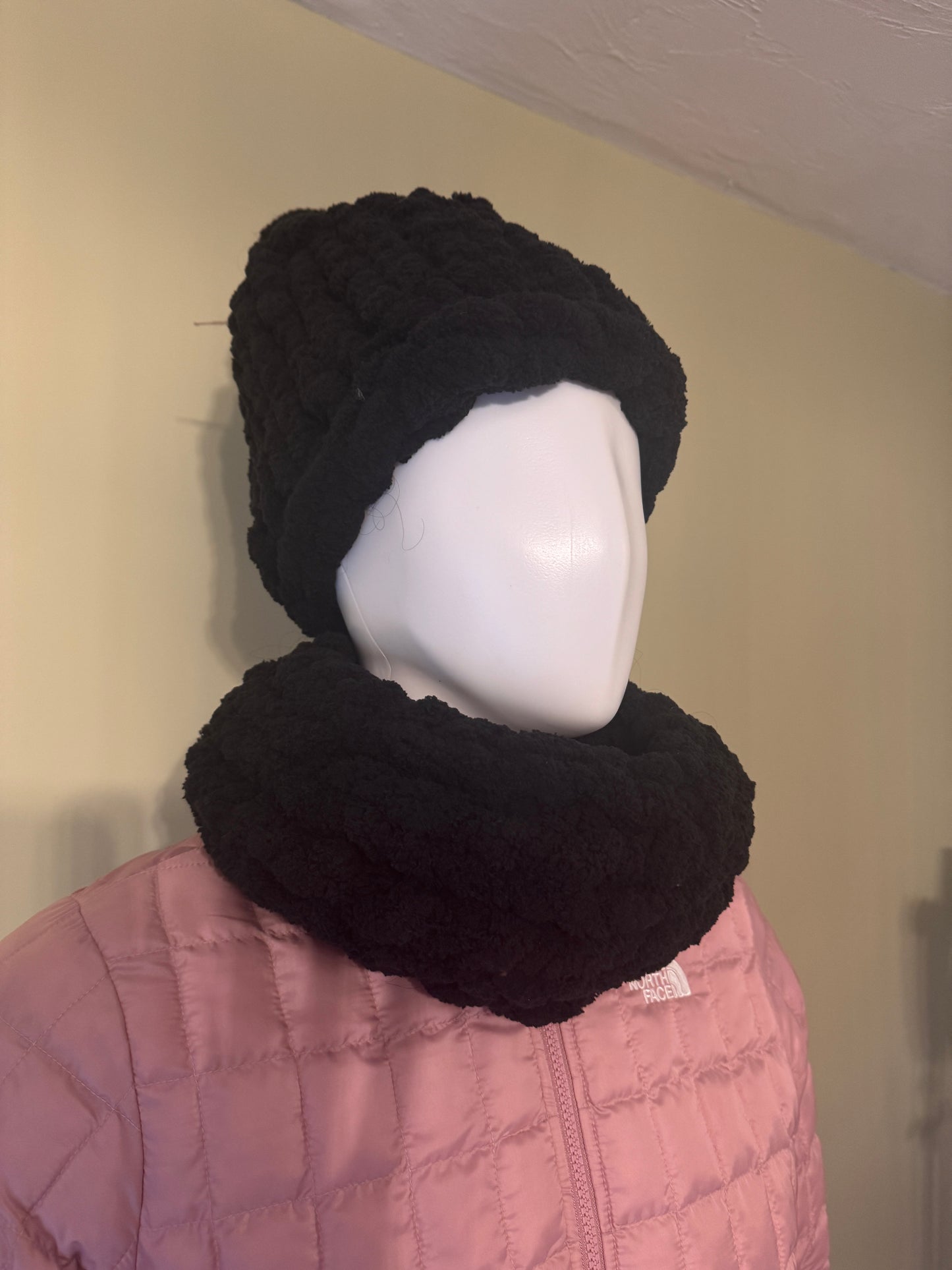 Cozy Hat & Scarf Set 🖤 Ready to Ship